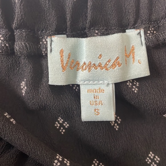 Veronica M Off the Shoulder Shirt (S) - Picture 4 of 7